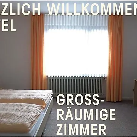 Hotel- Restaurant Kerzan's 2*