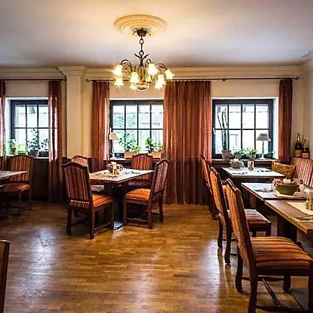 Hotel- Restaurant Kerzan's מלון דורטמונד