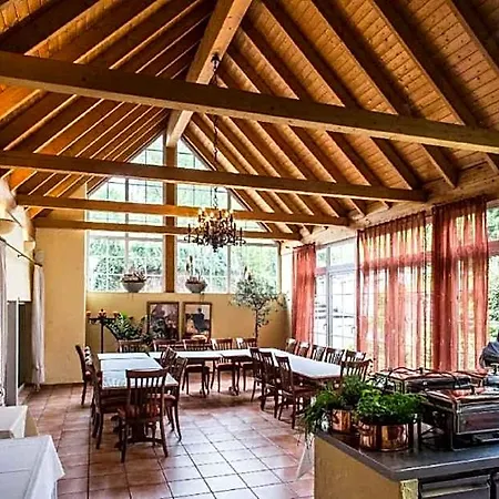 Hotel- Restaurant Kerzan's 2* דורטמונד