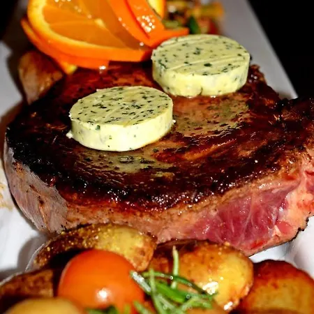 호텔 Hotel- Restaurant Kerzan's 2*