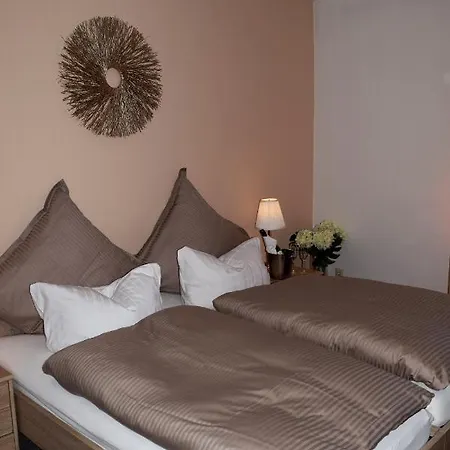 Hotel- Restaurant Kerzan´s 2* Dortmund